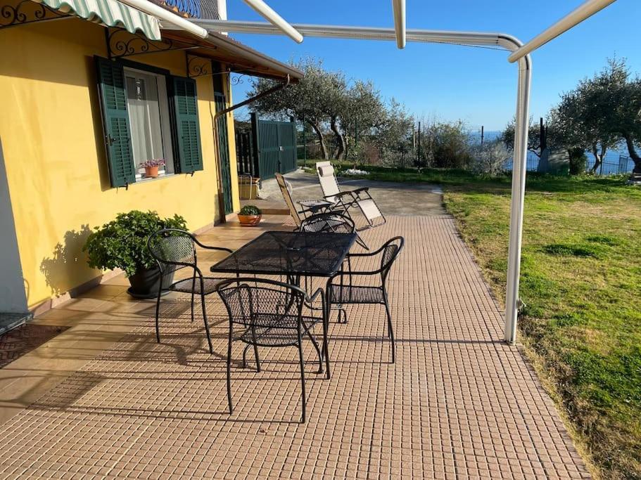 Casa Vista Mare - Superb Garden And Parking Included Imperia