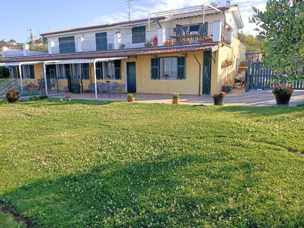 Vakantiehuis Casa Vista Mare - Superb Garden And Parking Included