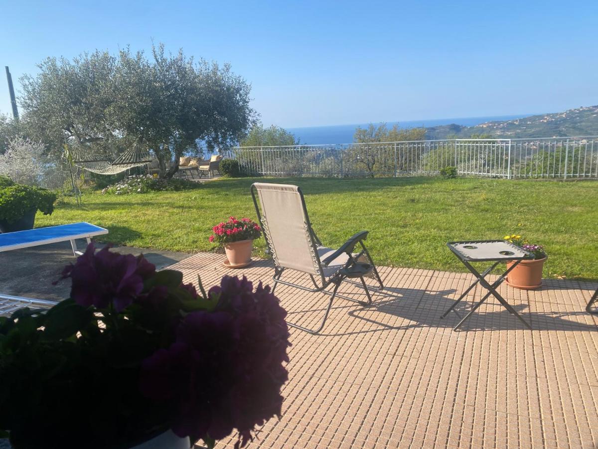 Vakantiehuis Casa Vista Mare - Superb Garden And Parking Included *