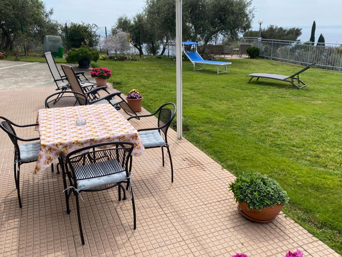 Vakantiehuis Casa Vista Mare - Superb Garden And Parking Included Imperia