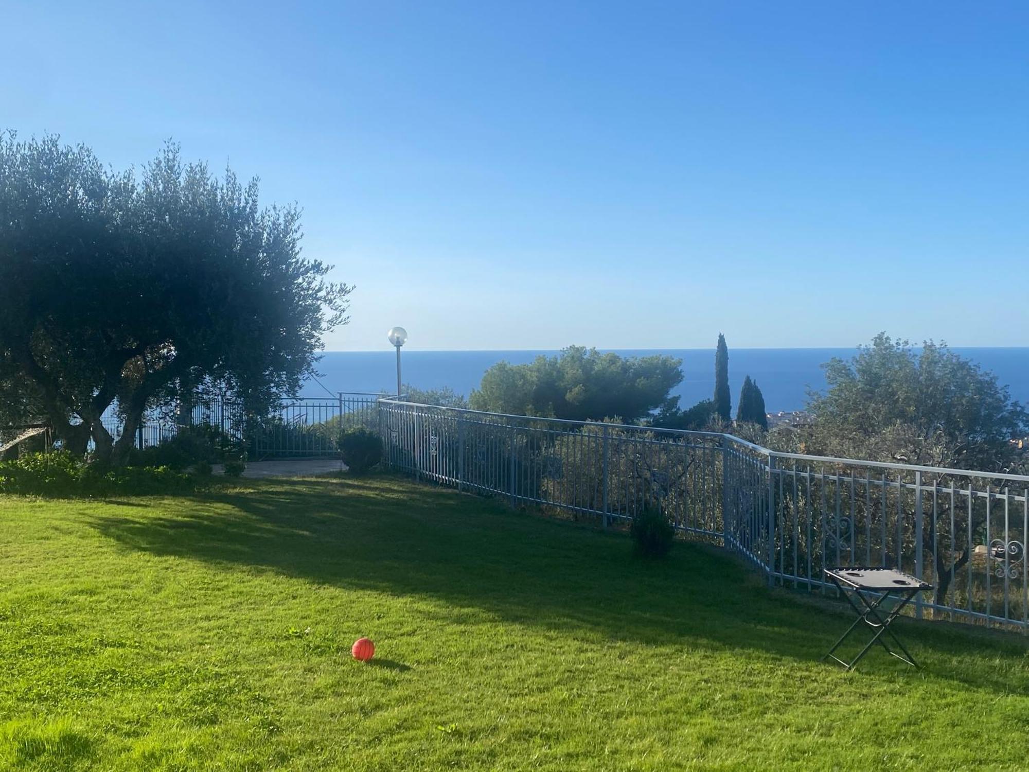 Casa Vista Mare - Superb Garden And Parking Included Casa vacanze *