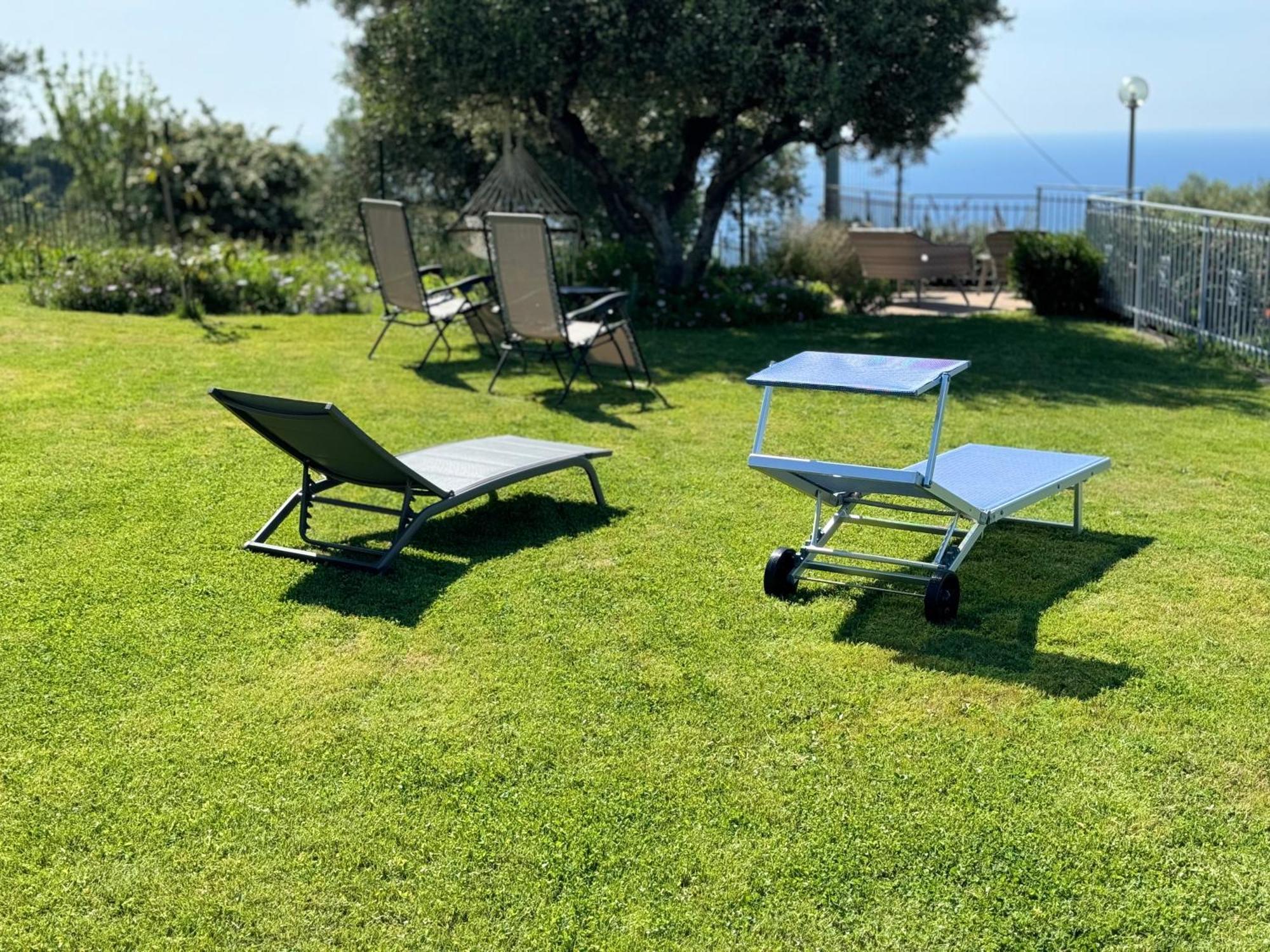 Casa Vista Mare - Superb Garden And Parking Included Casa vacanze *